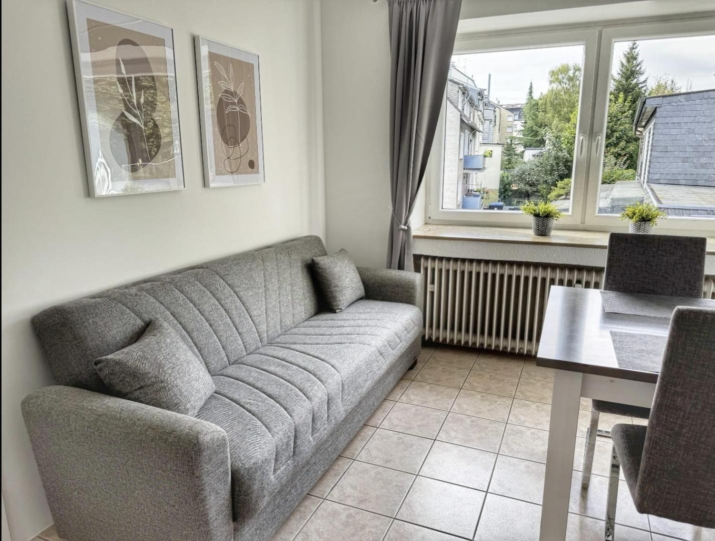 2 Zimmer Apartment Mit Balkon Wuppertal Exterior photo